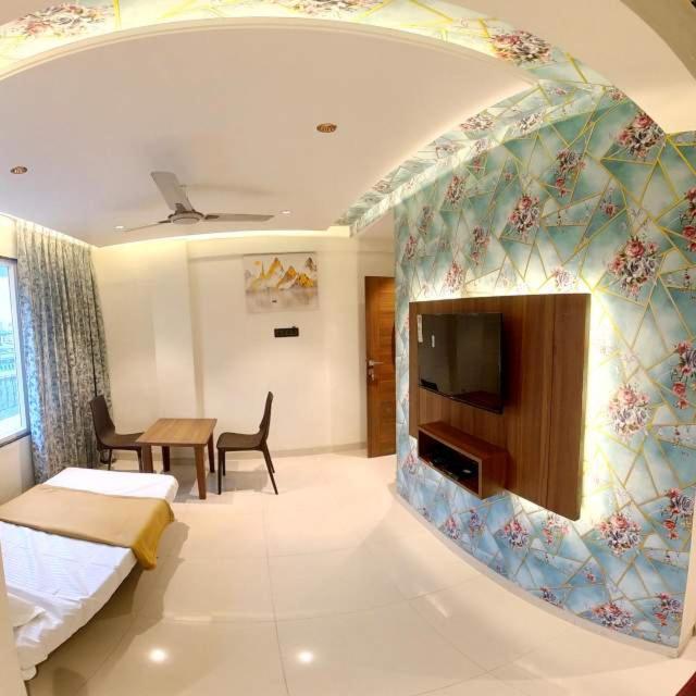 Hotel India Gate Narhe, Pune Exterior photo