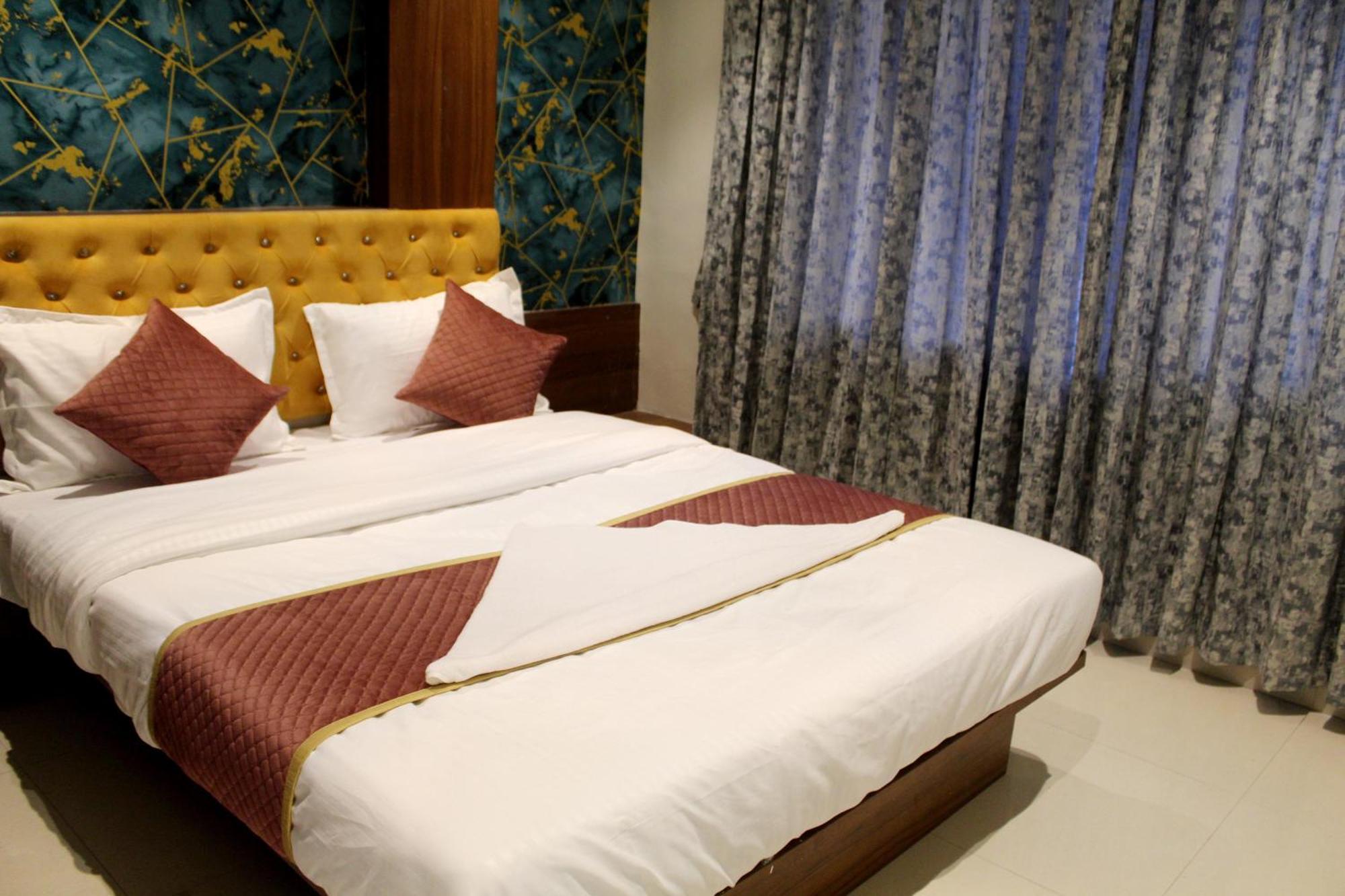 Hotel India Gate Narhe, Pune Exterior photo